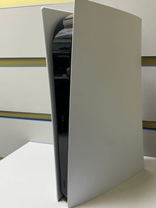 Б/у Игровая приставка Sony playstation 5 digital edition 825gb / 2 джойстика 01-200954219