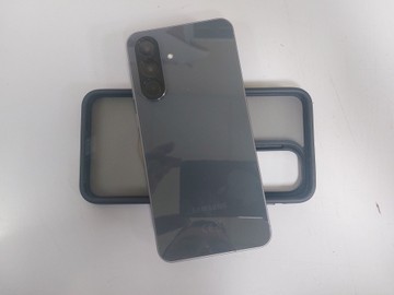 Б/в Мобільний телефон Samsung galaxy a56 5g 8/256gb 01-200964366