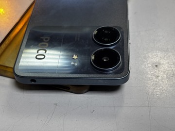 Б/в Мобільний телефон Poco c65 6/128gb 01-200973139