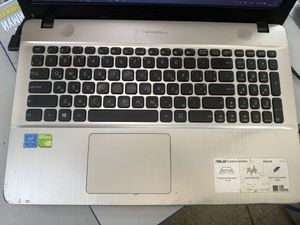 Б/в Ноутбук Asus 15/pentium n4200 ddr3/8gb ddr3/hdd 500 gb/geforce 810m 01-200981804