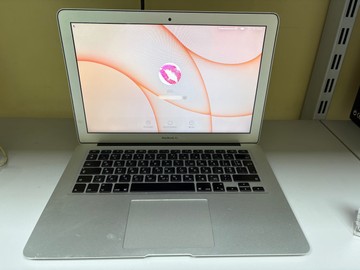 Б/в Ноутбук Apple macbook air 2015 a1466 13,3" core i5 1.6ghz/ram4gb/ssd128gb/intel hd graphics 6000 01-201006026
