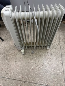 Б/в Обігрівач Delonghi kh771225 01-201054291