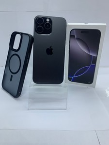 Б/в Мобільний телефон Apple iphone 16 pro max 512gb 01-200989702
