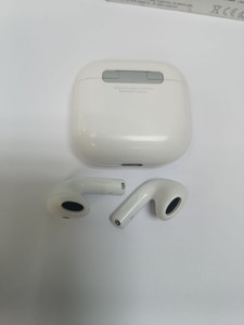 Б/в Навушники Apple airpods 4 01-201105255