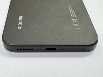 Б/в Мобільний телефон Xiaomi 15t pro 12/256gb 01-201110455