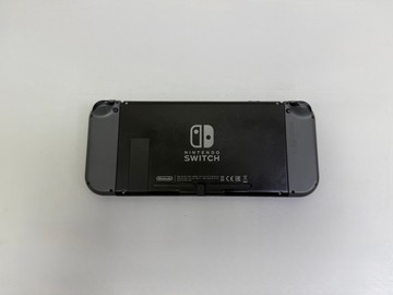 Б/в Ігрова приставка Nintendo switch 01-201112858