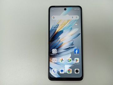 Б/в Мобільний телефон Zte nubia v60 design 6/256gb 01-201123694