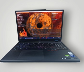 Б/в Ноутбук Lenovo 15/core ultra 7 255hx ddr5/32gb ddr5/hdd *відсутній/ssd 1000 gb/rtx 5070 8gb 01-201140411
