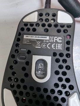 01-200577837: Xtrfy m4 rgb usb