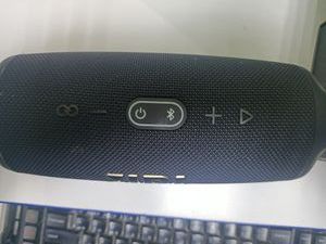 01-200749826: Jbl charge 5