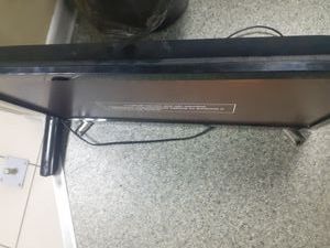 01-200790124: Samsung ue22h5600ak