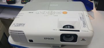 01-200795538: Epson eb-905