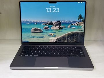 Б/в Ноутбук Apple macbook pro 14 / a2918 / apple m3/ ram 8gb/ ssd 512gb/ 10 core gpu 01-200808996