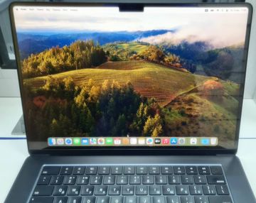 Б/у Ноутбук Apple 15,3"/ a2941/ m2 / ram8gb/ ssd256gb/ retina, truetone 01-200812733