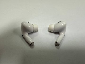 Б/в Навушники Apple airpods pro 2nd generation magsafe 01-200817335