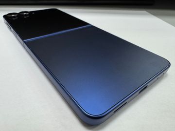 Б/в Мобільний телефон Samsung galaxy flip7 12/512gb 01-200828063