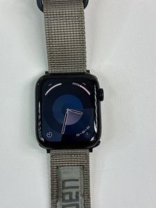 Б/в Смарт-годинник Apple watch se 2 gps 44mm aluminium case 01-200829222