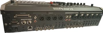 Б/в Мікшерний пульт Roland vr-120hd 01-200800299