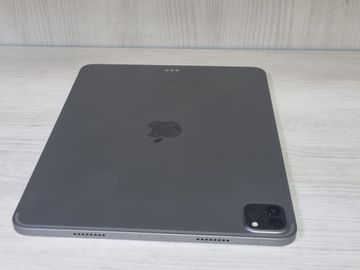 Б/в Планшет Apple ipad pro 11 2022 wi-fi 128gb 01-200859559