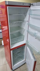 Б/в Холодильник з морозильною камерою Snaige rf34sm-s0002e 01-200874395