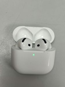 Б/в Навушники Apple airpods 4 01-200881252