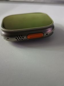 Б/у Смарт-часы Apple watch ultra gps + cellular 49mm titanium case with starlight loop - small 01-200887192