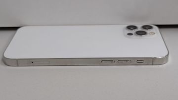 Б/в Мобільний телефон Apple iphone 12 pro 256gb 01-200889465