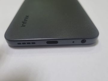 Б/в Мобільний телефон Infinix hot 60i 8/128gb 01-200901398