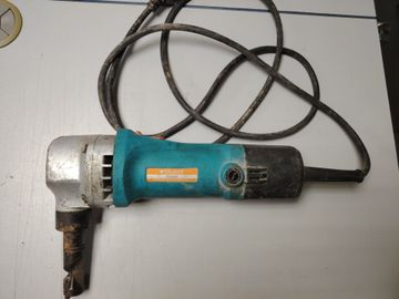 Б/в Електроножиці Sturm es9060p 01-200915369