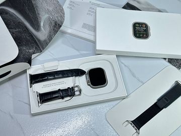 Б/в Смарт-годинник Apple watch ultra 2 gps + cellular 49mm titanium case 01-200914435