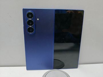 Б/в Мобільний телефон Samsung galaxy fold7 16/1tb 01-200918672