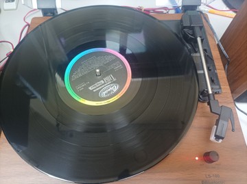 Б/в Програвач вінілових платівок Lenco ls-100wd 01-200930368