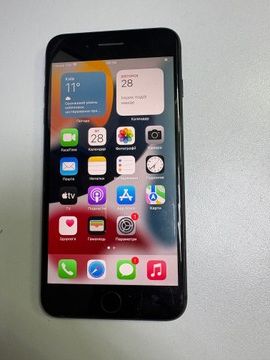 Б/в Мобільний телефон Apple iphone 7 plus 32gb 01-200932292