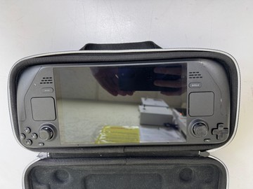 Б/в Ігрова приставка Valve steam deck oled 512 gb 01-200936855