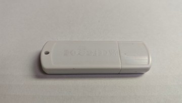 Б/в Флешка Transcend 64 gb 01-200940590