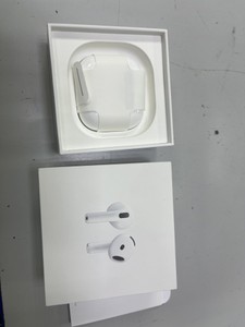 Б/в Навушники Apple airpods 4 01-200947476