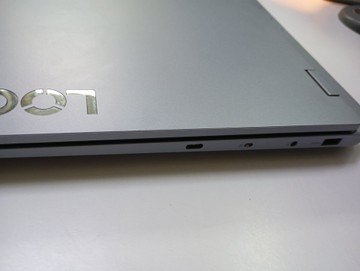 Б/в Ноутбук Lenovo 15/ryzen 5 7235hs ddr5/16gb ddr5/ssd 512 gb/geforce rtx3050 6gb 01-200962396