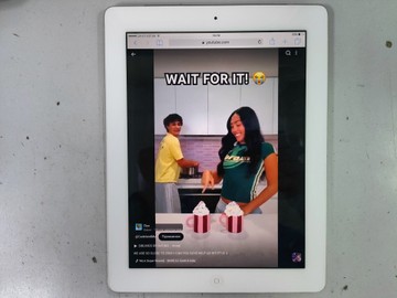 Б/в Планшет Apple ipad 4 wifi+3g 32gb a1460 01-200962564