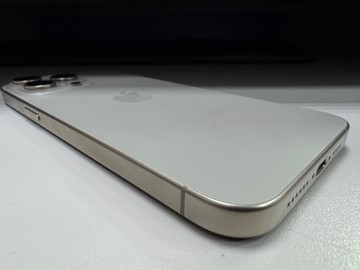Б/в Мобільний телефон Apple iphone 15 pro max 256gb 01-200966692