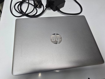 Hp 14/core m5-6y57/ram 8gb/ssd 120gb / touch screen