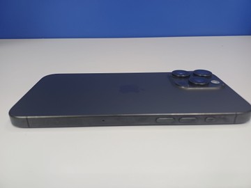 Б/в Мобільний телефон Apple iphone 15 pro max 256gb 01-200983728