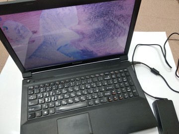 Lenovo 15/core i3 3110m ddr3/6gb ddr3/hdd *відсутній/ssd 240 gb/geforce 720m