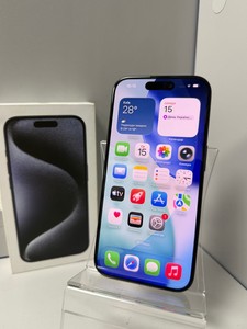 Б/в Мобільний телефон Apple iphone 15 pro 128gb 01-201024119
