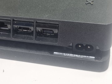 Б/в Ігрова приставка Sony playstation 4 slim 1tb 01-201041099