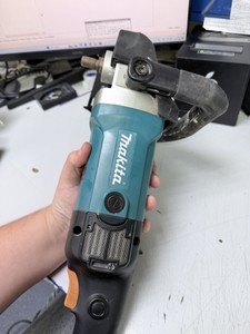 Б/у Полировальная машина Makita 9237cb 01-201052958