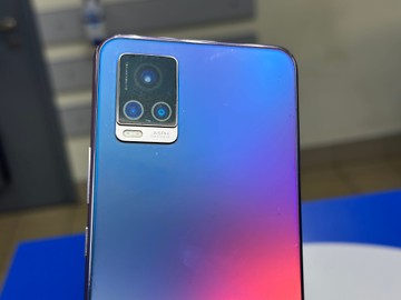Б/в Мобільний телефон Vivo v20 8/128gb 01-201054653