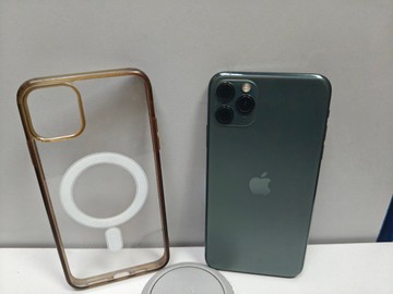 Б/в Мобільний телефон Apple iphone 11 pro max 64gb 01-201114947