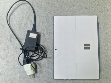 Б/в Планшет Microsoft surface pro 5 1796/i5 8250u/ram8gb/ssd 128gb 01-201144692