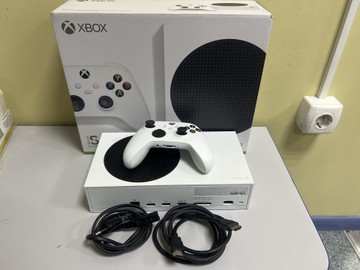 Б/в Ігрова приставка Microsoft xbox series s 512gb 01-201152750