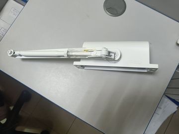 01-200541061: Frd b4w